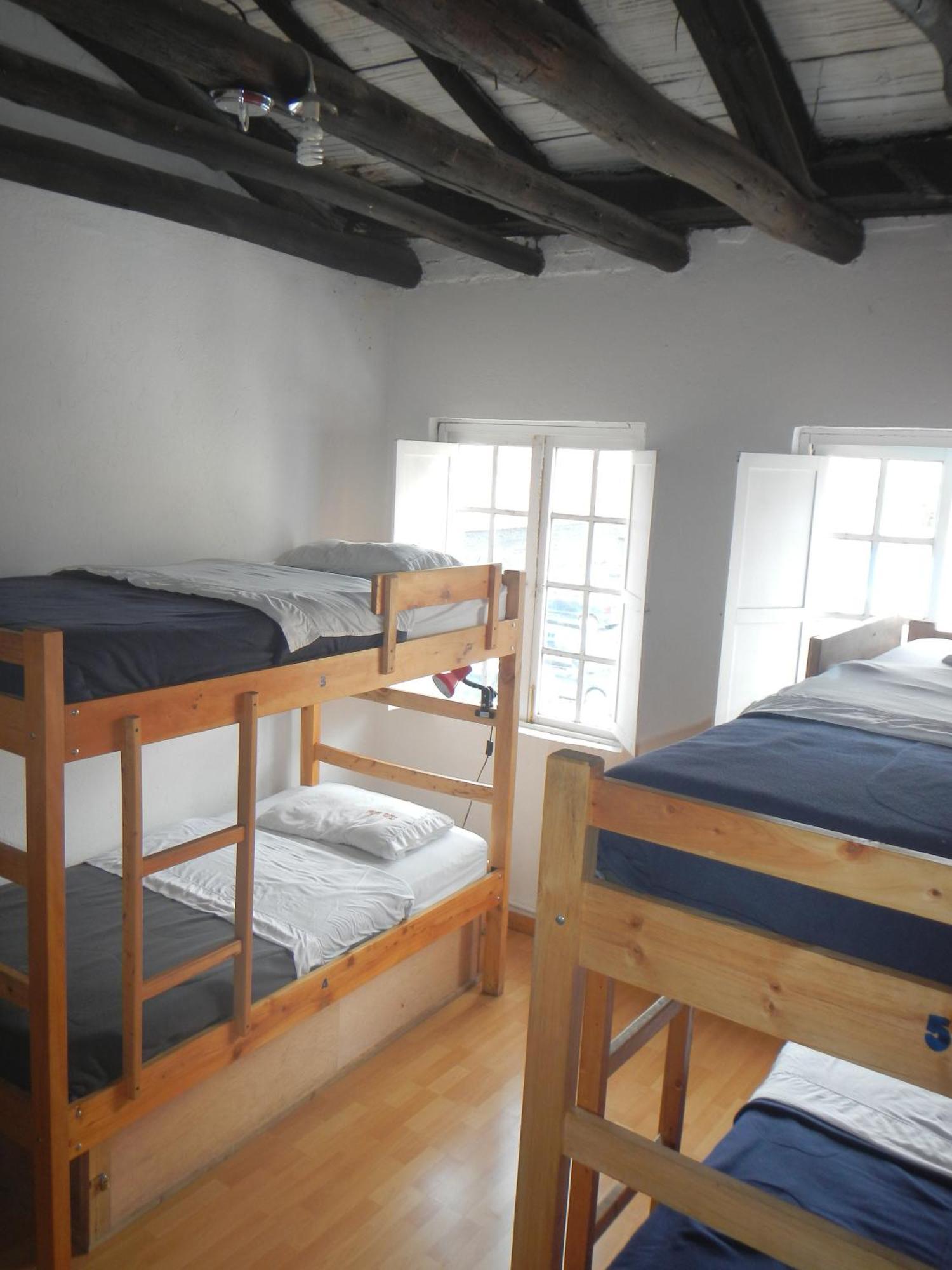 Explora Hostel *